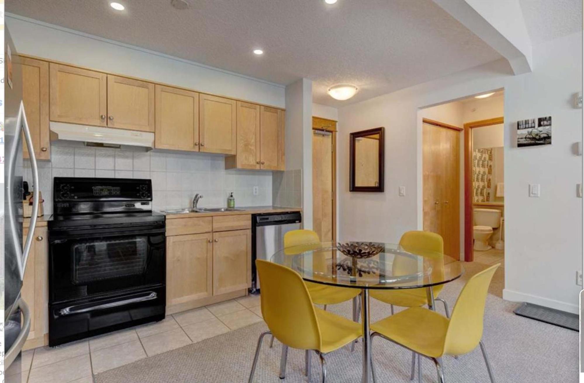 Apartment Mountain Views Balcony And Free Parking